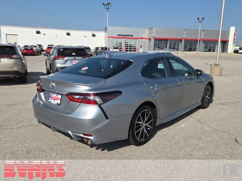 Certified 2024 Toyota Camry SE image 28