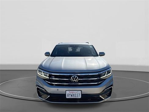 Certified 2022 Volkswagen Atlas Cross Sport SEL R-Line image 2