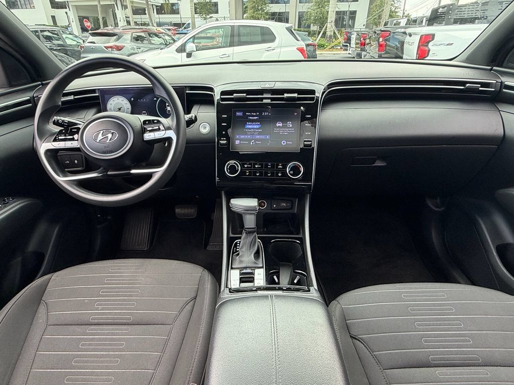 Used 2022 Hyundai Santa Cruz SEL w/ Activity Package FWD image 13