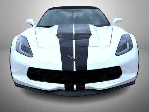 Used 2019 Chevrolet Corvette Z06 RWD image 2