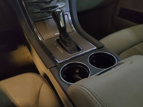 Used 2014 Lincoln MKX AWD w/ Equipment Group 102A image 26