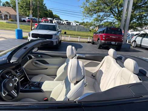 Used 2023 BMW M850i xDrive Convertible AWD/4WD image 14