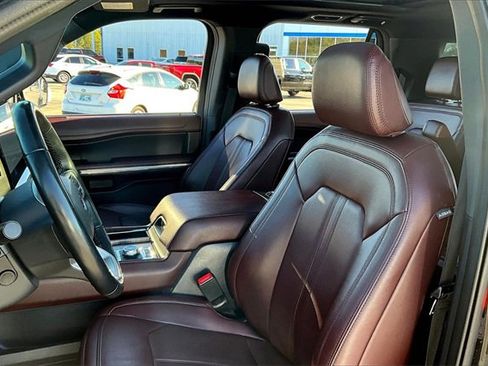 Used 2024 Ford Expedition Max Limited image 21
