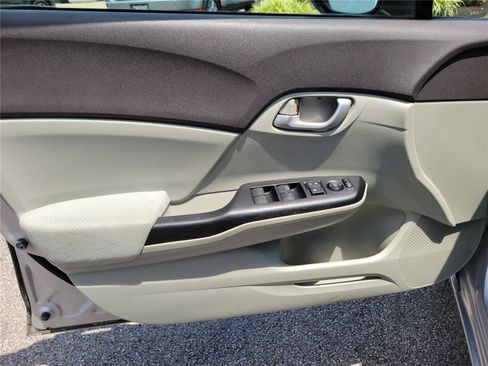 Used 2012 Honda Civic LX image 13