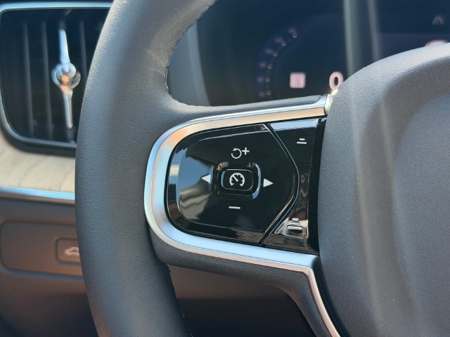 New 2027 Volvo XC90 B5 Core AWD/4WD image 22