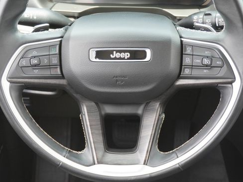 Used 2021 Jeep Grand Cherokee L Limited RWD image 31