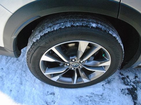 Used 2023 INFINITI QX60 Luxe image 32