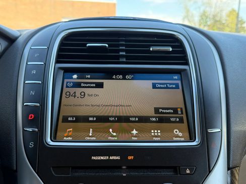 Used 2016 Lincoln MKX Reserve w/ Climate Package AWD/4WD image 35