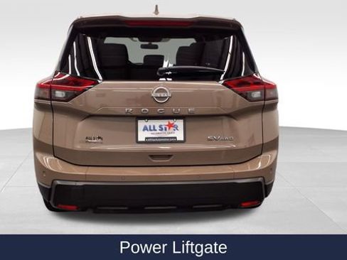 Used 2024 Nissan Rogue SV image 7