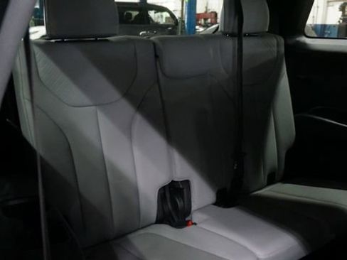 Used 2025 Hyundai Palisade SEL image 50