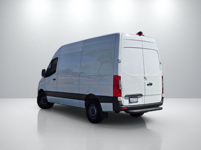Used 2021 Mercedes-Benz Sprinter 2500 image 6