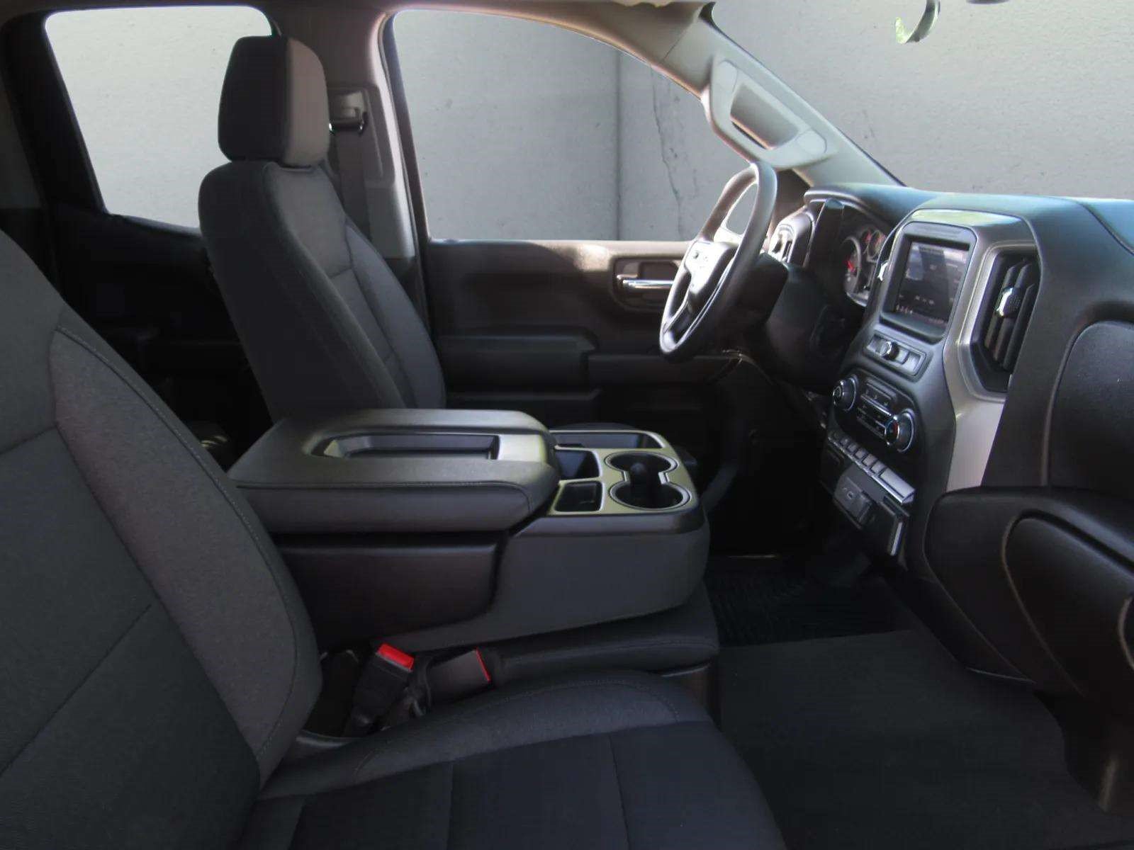Used 2026 Chevrolet Silverado 1500 Custom AWD/4WD image 8