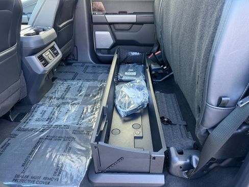 Certified 2024 Ford F350 Lariat w/ Lariat Ultimate Package image 12