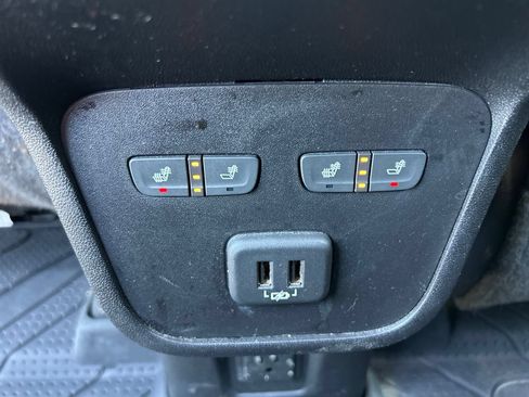 Used 2019 Chevrolet Equinox Premier FWD image 44