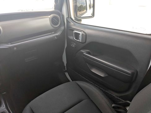Used 2020 Jeep Gladiator Sport w/ Quick Order Package 23S AWD/4WD image 20