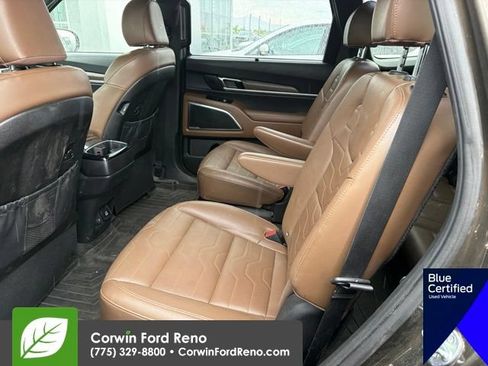 Used 2020 Kia Telluride SX w/ SX Prestige Package AWD/4WD image 12