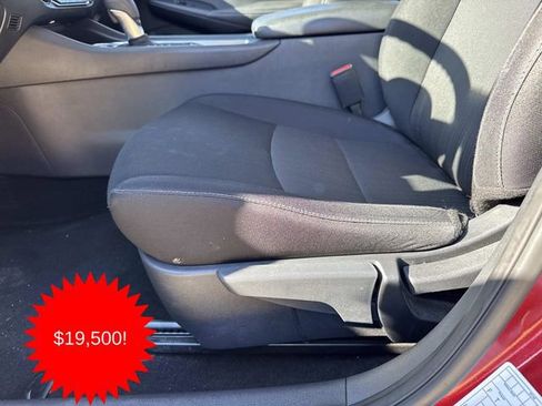 Used 2024 Nissan Sentra SV image 11