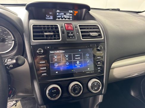 Used 2017 Subaru Forester 2.5i Premium w/ All-Weather Package image 17