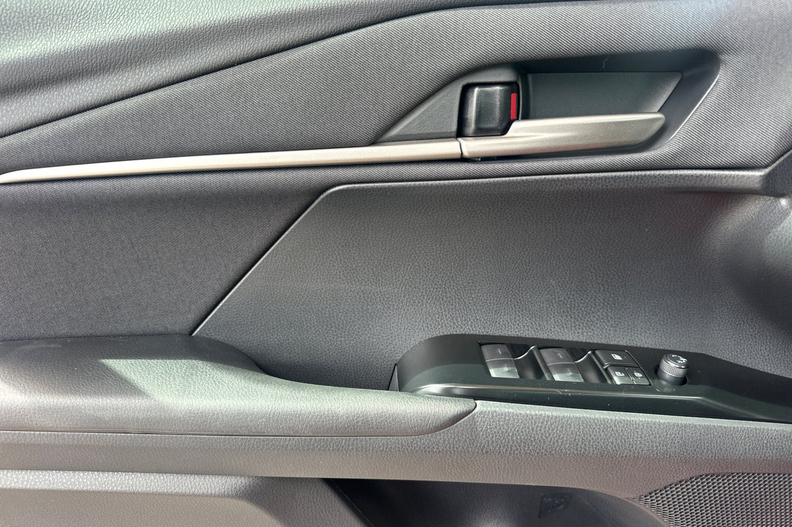 New 2026 Toyota Camry LE FWD image 12