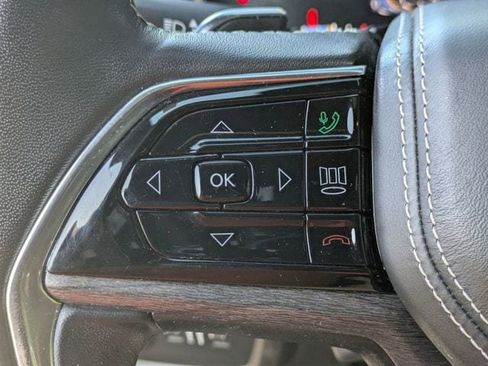 Certified 2022 Jeep Grand Cherokee L Overland w/ Luxury Tech Group IV image 18