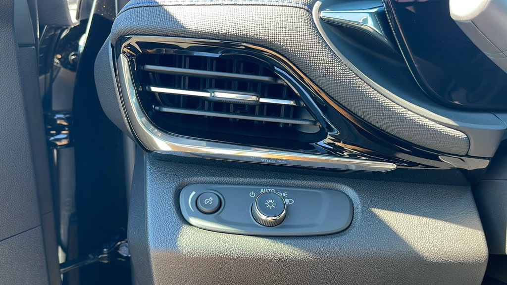 New 2026 Buick Envista Sport Touring w/ Convenience I Package FWD image 25