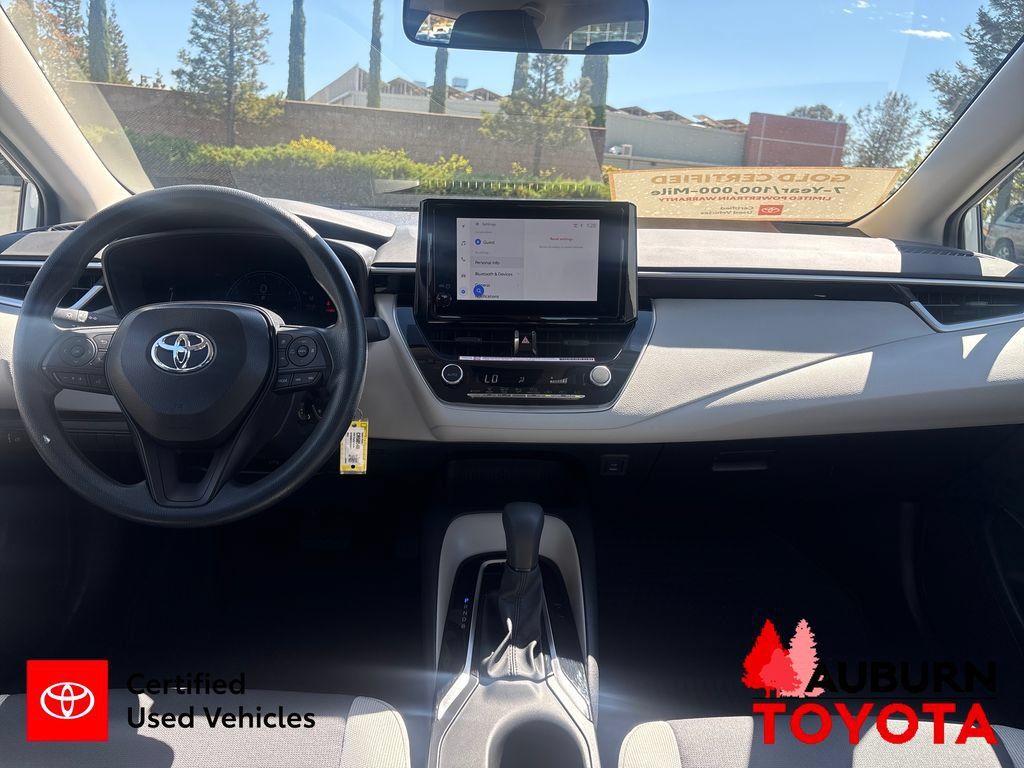 Certified 2026 Toyota Corolla LE FWD image 20