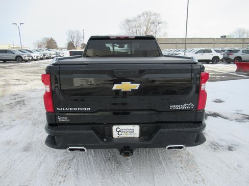 Certified 2022 Chevrolet Silverado 1500 High Country w/ High Country Premium Package image 6
