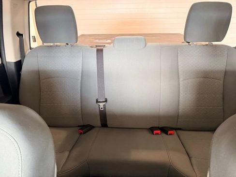 Used 2014 RAM 1500 Express image 30