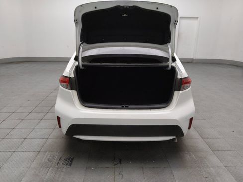 Used 2022 Toyota Corolla LE FWD image 29