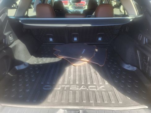 Certified 2022 Subaru Outback Touring image 6