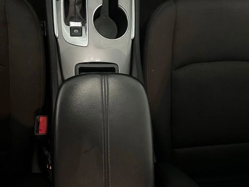 Used 2023 Chevrolet Malibu LT image 14