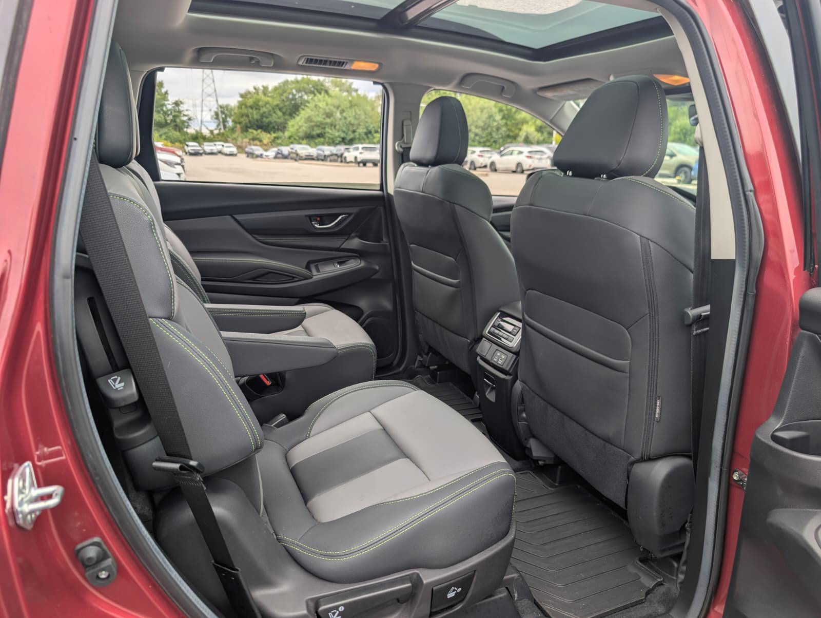 Used 2023 Subaru Ascent Onyx Edition AWD/4WD image 39