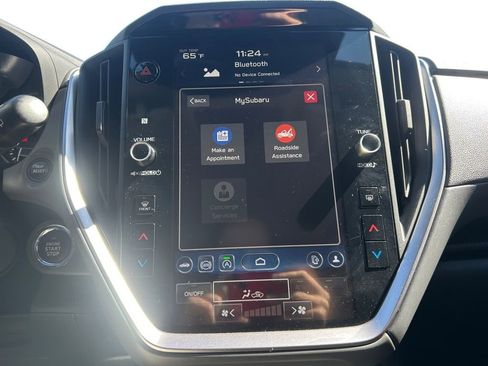Used 2024 Subaru Crosstrek 2.0i Premium image 24