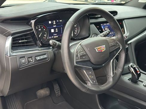Used 2024 Cadillac XT5 Premium Luxury w/ Technology Package FWD image 17