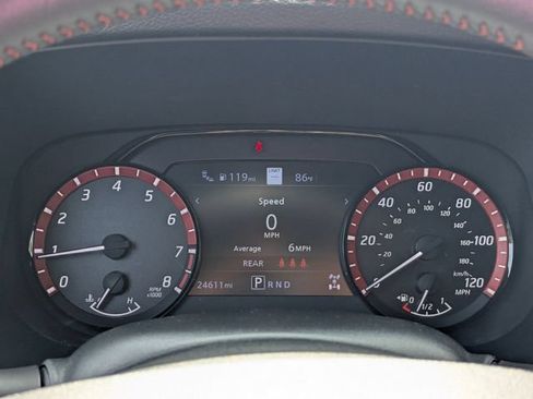 Used 2024 Nissan Frontier PRO-4X w/ Technology Package AWD/4WD image 19