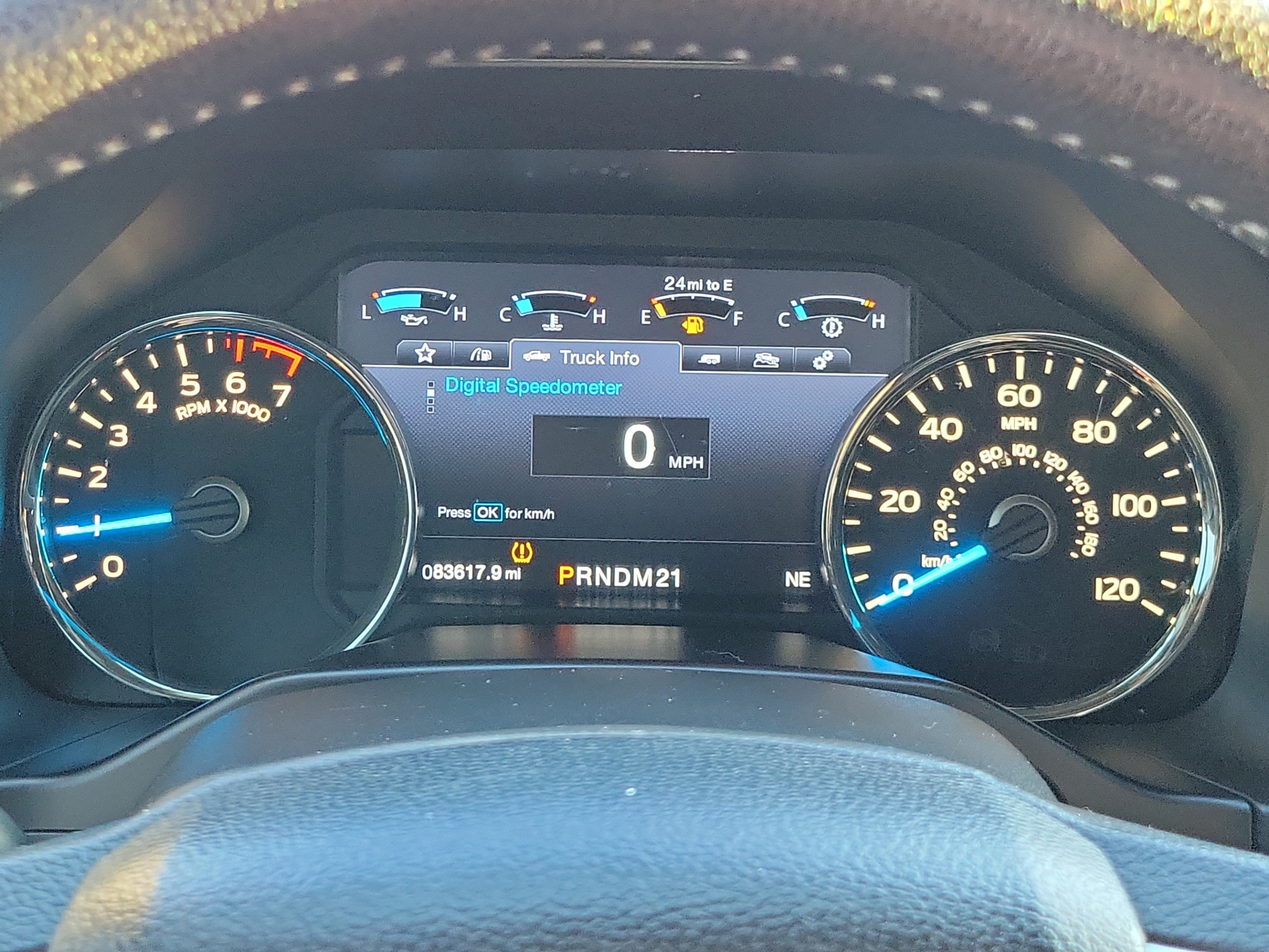 Used 2016 Ford F150 Lariat w/ Equipment Group 502A Luxury AWD/4WD image 21