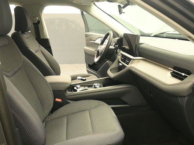 New 2026 Ford Explorer Active RWD image 17