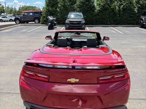 Used 2016 Chevrolet Camaro LT RWD image 10