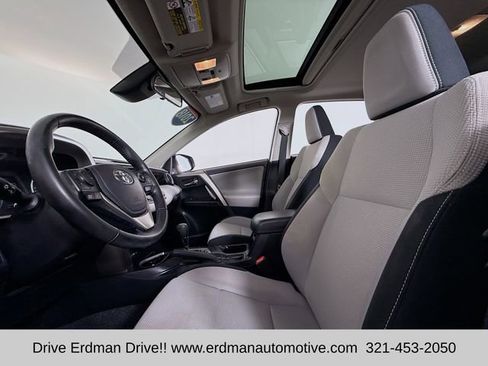 Used 2018 Toyota RAV4 XLE image 6