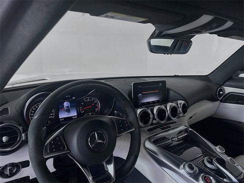 Used 2018 Mercedes-Benz AMG GT Roadster image 9