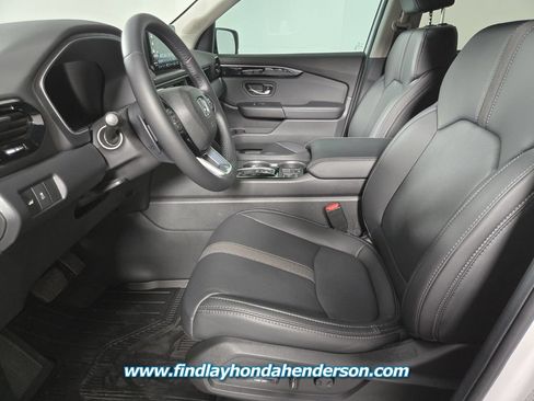 Certified 2025 Honda Pilot EX-L image 14