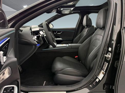 New 2026 Mercedes-Benz E 53 AMG e 4MATIC Sedan image 5