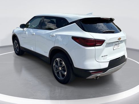 Used 2025 Chevrolet Blazer LT FWD image 6