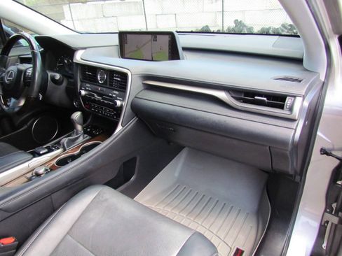 Used 2017 Lexus RX 350 FWD w/ Premium Package image 17
