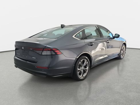 Certified 2024 Honda Accord EX-L image 5