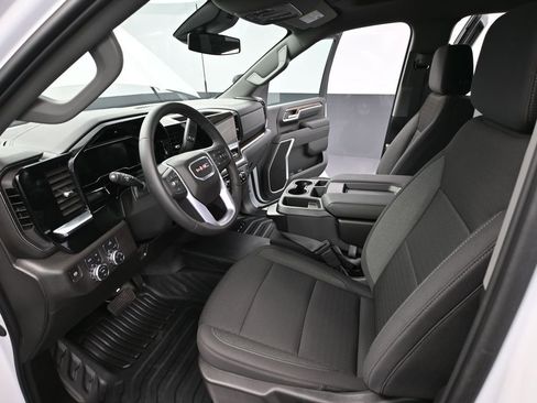 Used 2025 GMC Sierra 2500 SLE image 22