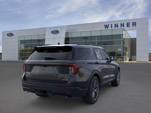 New 2026 Ford Explorer ST-Line w/ ST-Line Street Pack AWD/4WD image 8