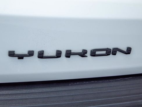 Used 2022 GMC Yukon Denali image 34