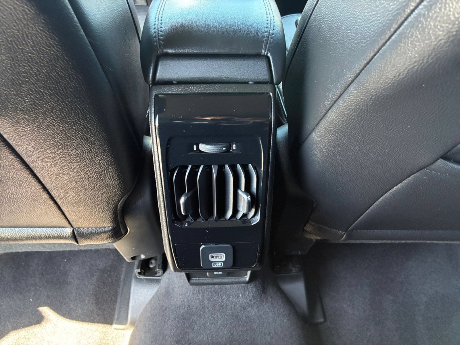 Used 2025 Jeep Compass Limited AWD/4WD image 22