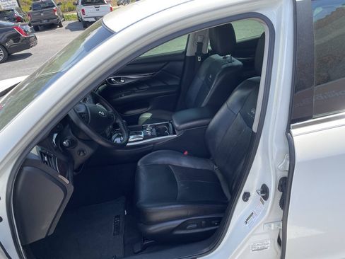Used 2013 INFINITI M37 w/ Premium Pkg RWD image 19